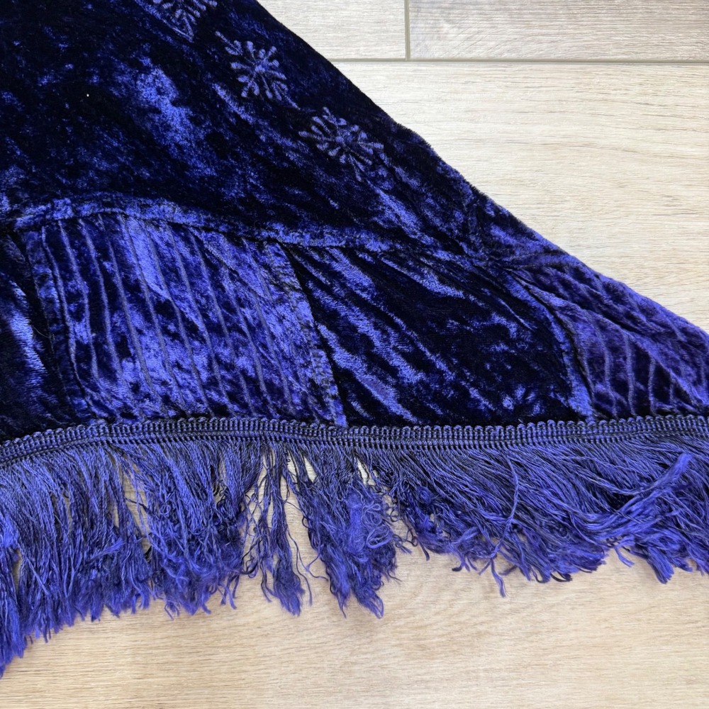Vintage Purple Crushed Velvet Embroidered Fringe Poncho Whimsigoth  Witchcore - Picture 5 of 7